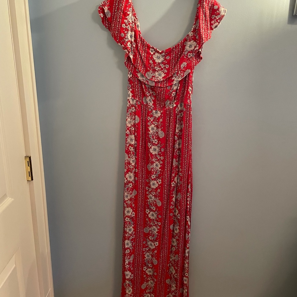 Floral off the shoulder maxi dress